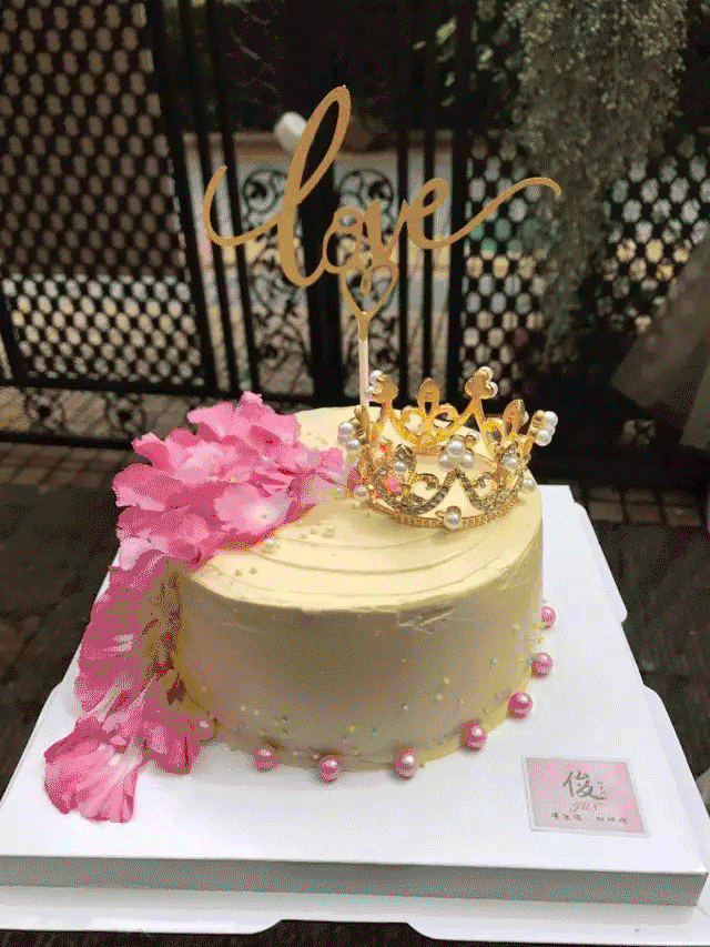 昆明某小区11栋有家把老奶油蛋糕做到美炸的甜品屋!