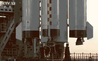 "神舟十一号"今天发射成功!宇航员拎的小箱子是干嘛的