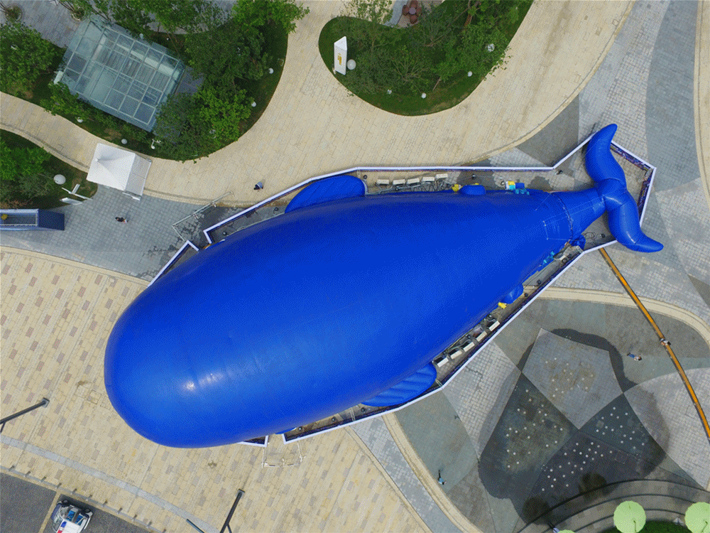 300㎡池子里100万颗海洋球      一进鲸鱼肚就看到一个巨大的海洋