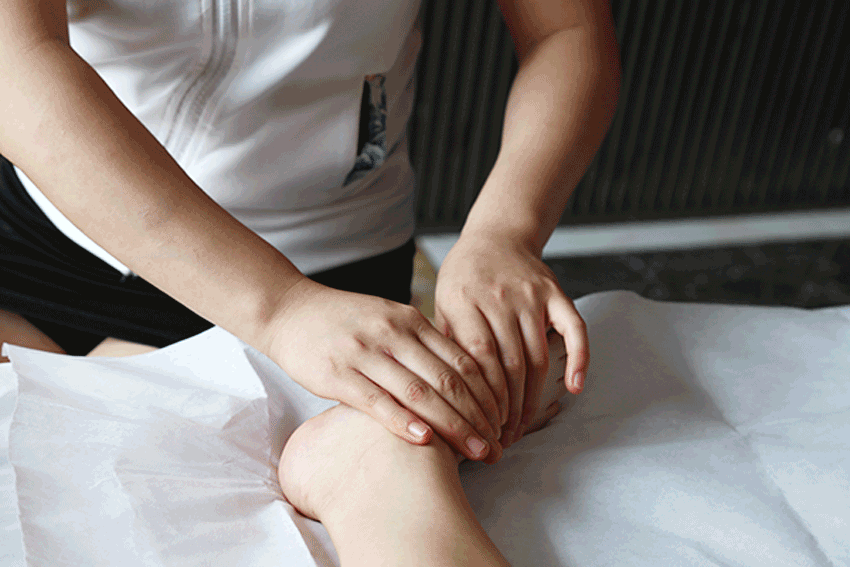 03 一流的技师服务 但是最能留住顾客的,往往是真材实料的一流服务!