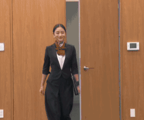 大饼：石原又霸屏！如何学她穿成时尚女编辑？(图3)