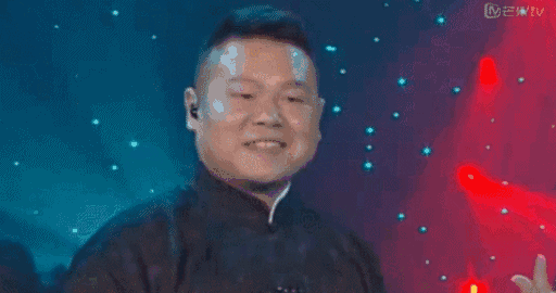 在《锵锵三人行》里,他给出过对感性和理性的诠释.