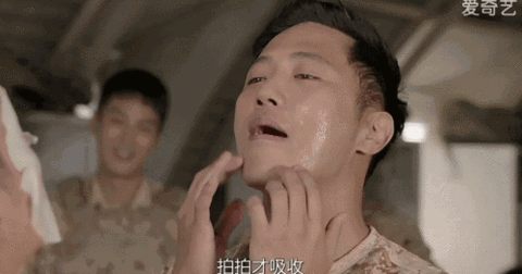 熬夜上火导致长痘痘?千万不能随便处理!