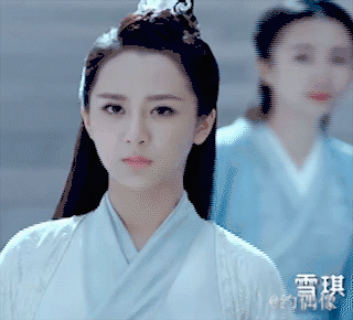 是本色出演吧哈哈哈哈小猴紫 秦俊杰在剧中扮演的是青云门弟子,曾书书