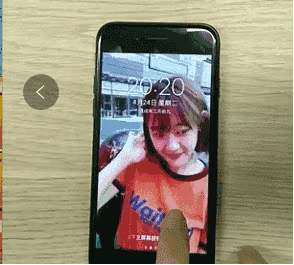 那今天鸭鸭就教大家如何把抖音里的视频转为 无水印的 动态壁纸!