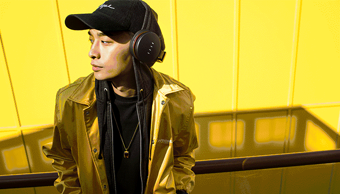 t将迎来首次草莓同台,共同压轴首日,时下最炸的hiphop团体 红花会压轴