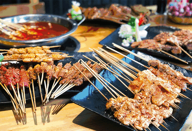 文安这家海鲜烧烤太好吃了!