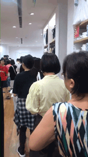 3�뱻���գ����¿���KAWS����T����������Ӫ����ͷ����ʱ������?