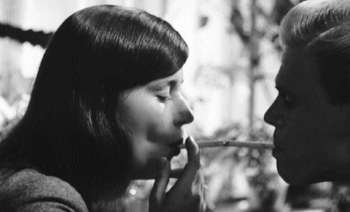 追了一年的对象恋爱了,我算不算当了「备胎」?