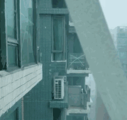 細節二，豪宅里有太多不堪的秘密