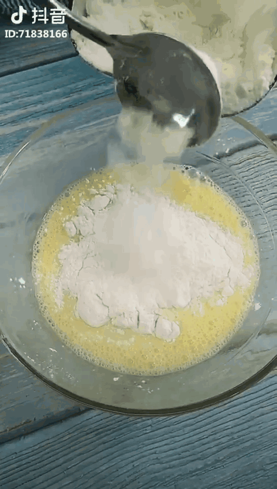 塑料袋做食谱的方法非常其实a非常,沾手揉面不无需,面条面粉裱花袋鸡蛋菜马齿苋图片