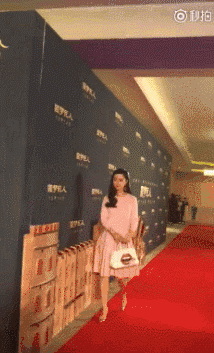 范冰冰最近和李治廷微妙地同台了两次你们发现了吗！！！