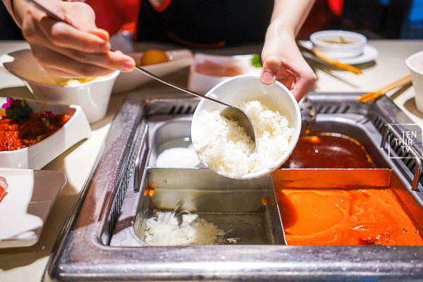 海底捞省钱&新吃法 特制奶茶 厨房diy美食……这些抖音网红食谱害我胖