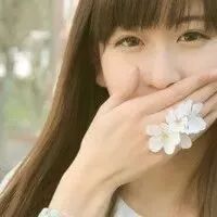 降央卓玛穿军装唱军歌,第一次听,太美了