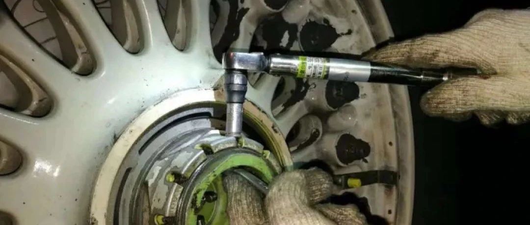 波音紧固件标准力矩查..