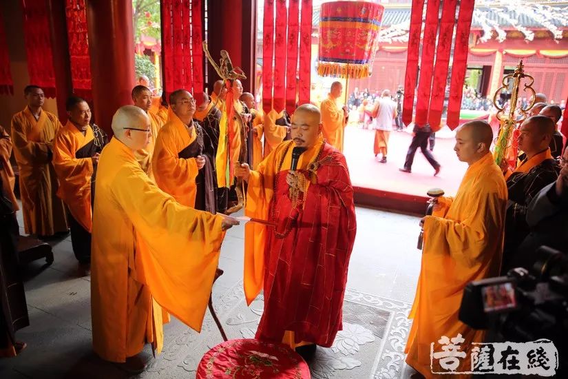 上海庄严寺恢复重建二十周年 心明法师荣膺方丈