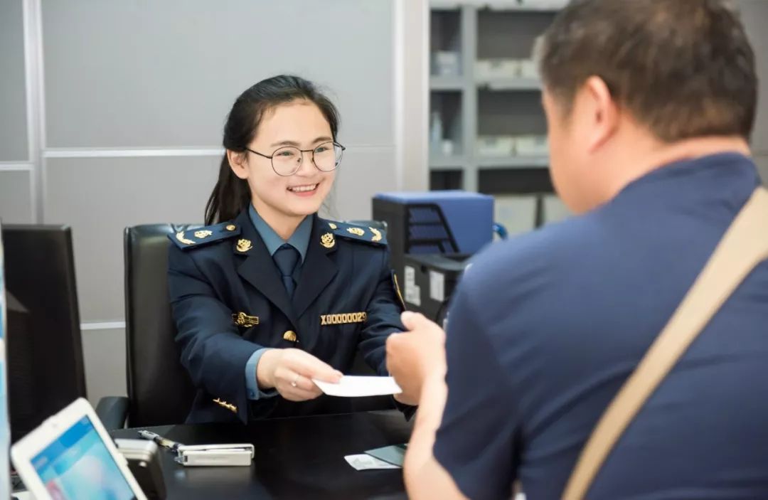 想不想看我们交通运输行业 跟着杭小通一起来看看吧!