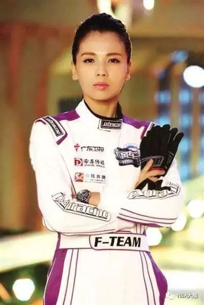 颜值高,车技好 娱乐圈中这6位女神居然还是赛车手