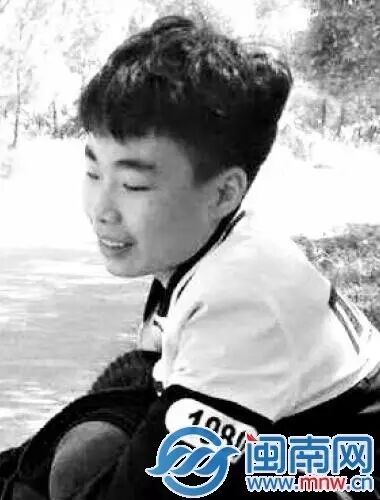 要脸不?泉州女子怀孕8个月竟干这事;晋江一男婴被弃民政局门口;石狮一对男女半夜捞地沟油?南安男子娱乐场所喝麻了结果惨了…-怀孕期