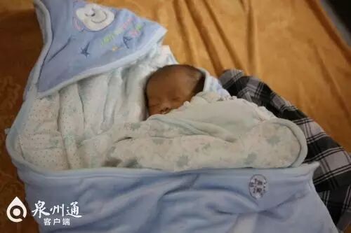 要脸不?泉州女子怀孕8个月竟干这事;晋江一男婴被弃民政局门口;石狮一对男女半夜捞地沟油?南安男子娱乐场所喝麻了结果惨了…-怀孕期