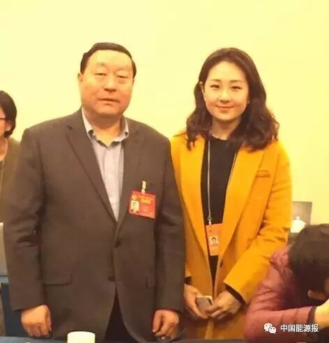 中国能源报上会记者渠沛然、钟银燕采访刘振亚