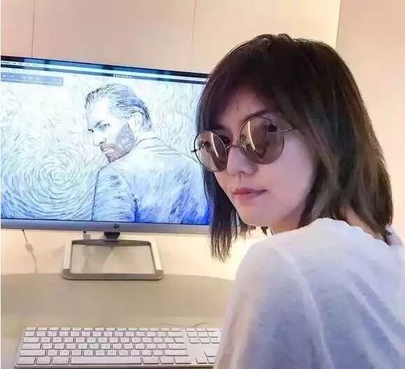 世界上一定有很多跟我一样的人,一样被赋予一些些疯狂的人.