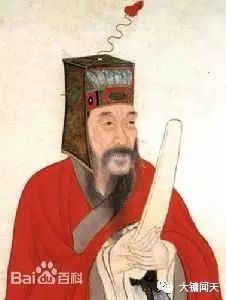 󴫣