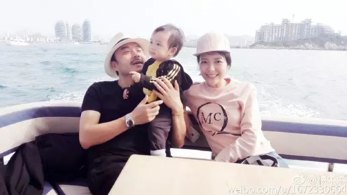 她嫁给了二婚的汪涵,杨乐乐被宠成了第一夫人.