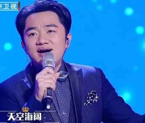 【音乐欣赏】意境太美!王祖蓝致敬张国荣演绎经典歌曲《...