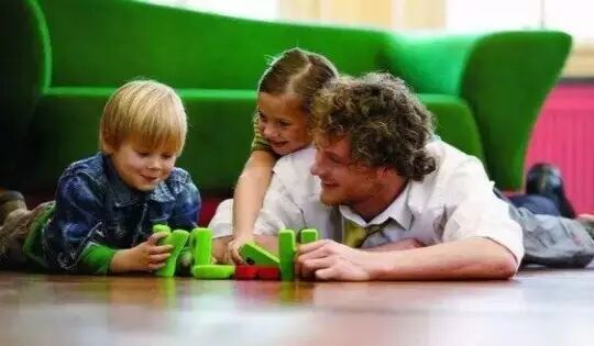 �ҳ���������̬�����Ƕ��������