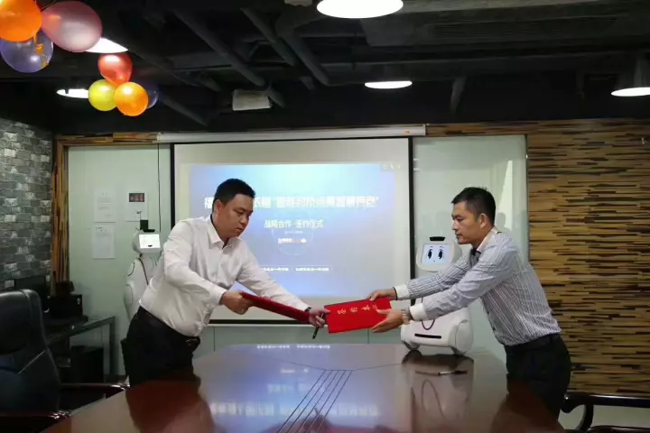 小暄的一小步,社会的一大步。 小暄的一小步,社会的一大步。