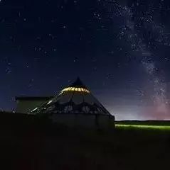 听田震的《草原之夜》,眼泪在眼里打转