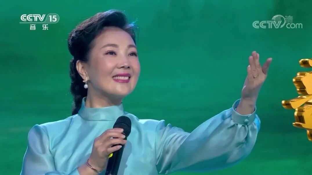 收录于合集⭐褚海辰《清蓝蓝的河》细腻优雅，舒适动听