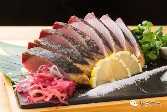 日本鲣鱼的正确切法,切鱼做海鲜刺身其实很简单!