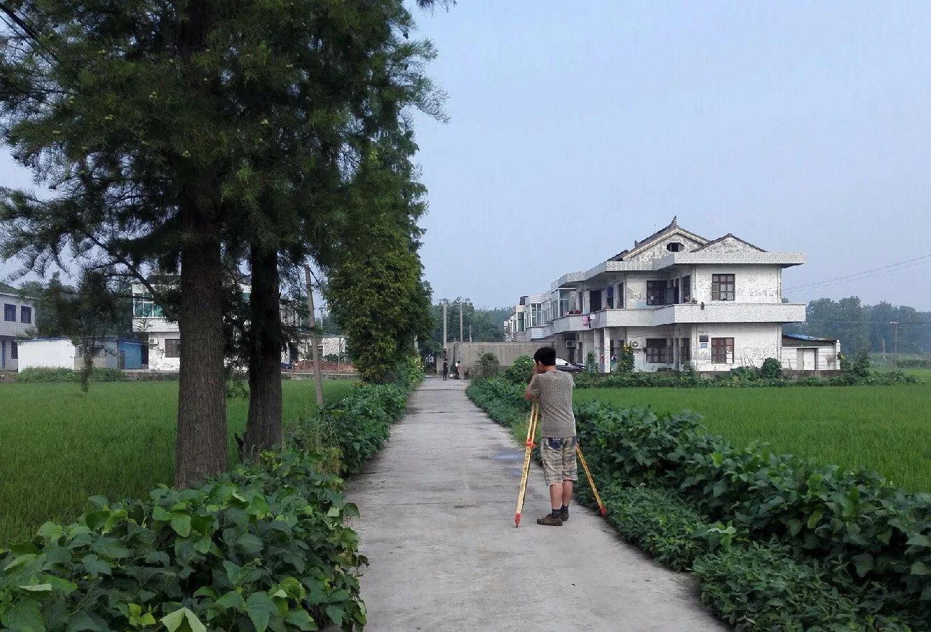 【百家桥村:无需雕饰的原生态美】陶渊明采菊东篱下,百家桥赏景田园中