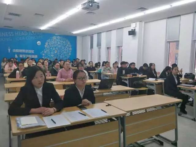 恩来精神长存丨旅游与服务学院“周恩来精神学习交流会”成功举办