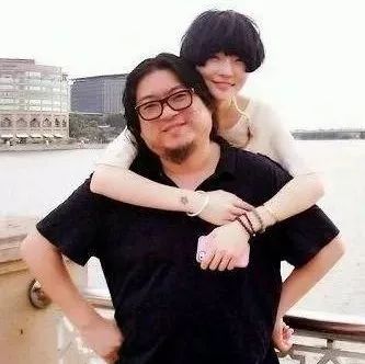 谢贤被小49岁上海女友甩了:深扒娱乐圈那些“老少恋”隐情
