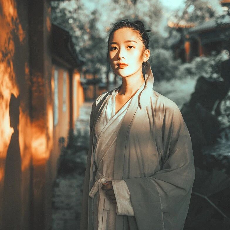 人活一世，皆在渡：先渡己，再渡人！