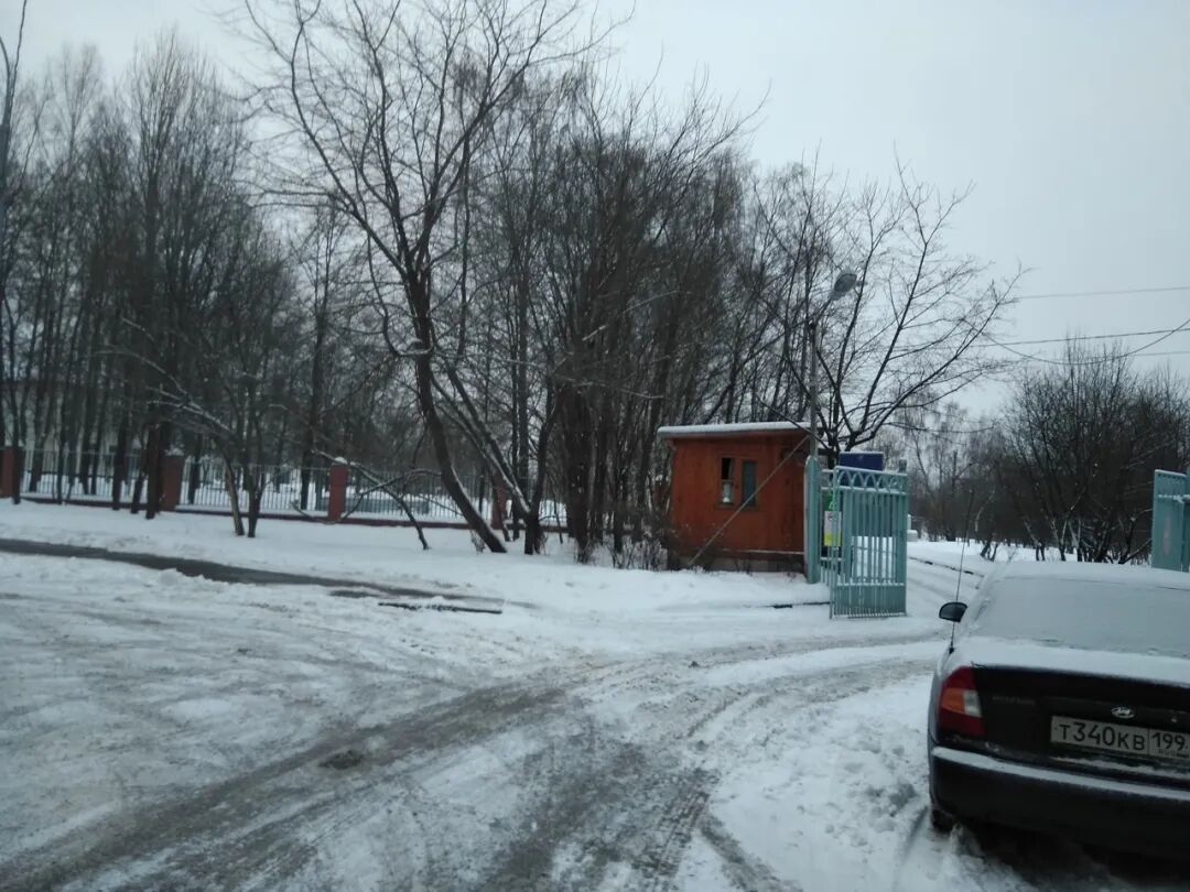 ​北京青年报：在莫斯科被隔离的80名中国人