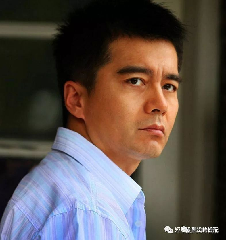 国家一级演员许亚军