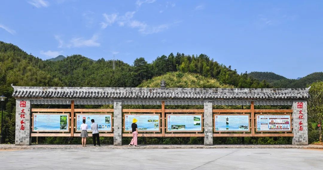 锦溪镇吴林村文化礼堂于2017年11月底正式投入使用,通过文化长廊,文化