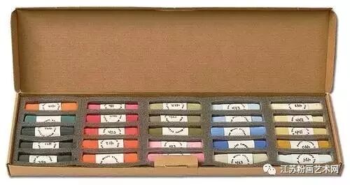 粉笔成分是哪种碳酸钙_粉笔成分是石灰吗_粉笔的成分是什么