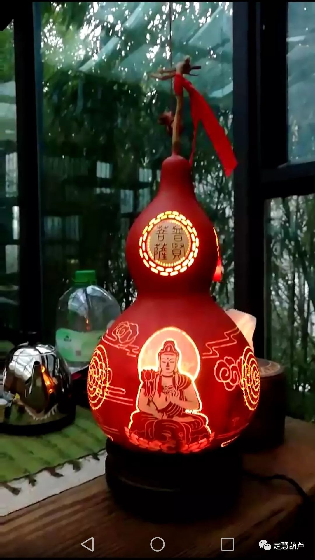 一盏心灯传佛音 吉祥光明照大千