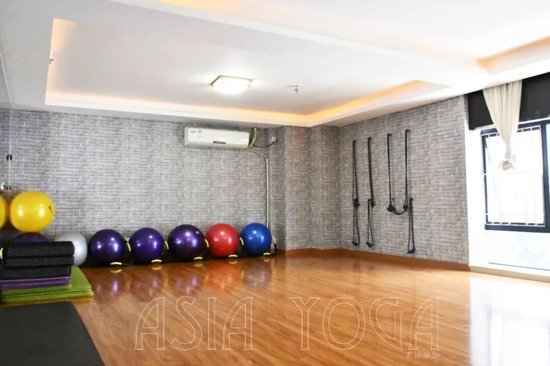 【瑜伽教练培训全日制班】12月3日亚协瑜伽初中高300小时瑜伽教练精进班于宝安店开班！