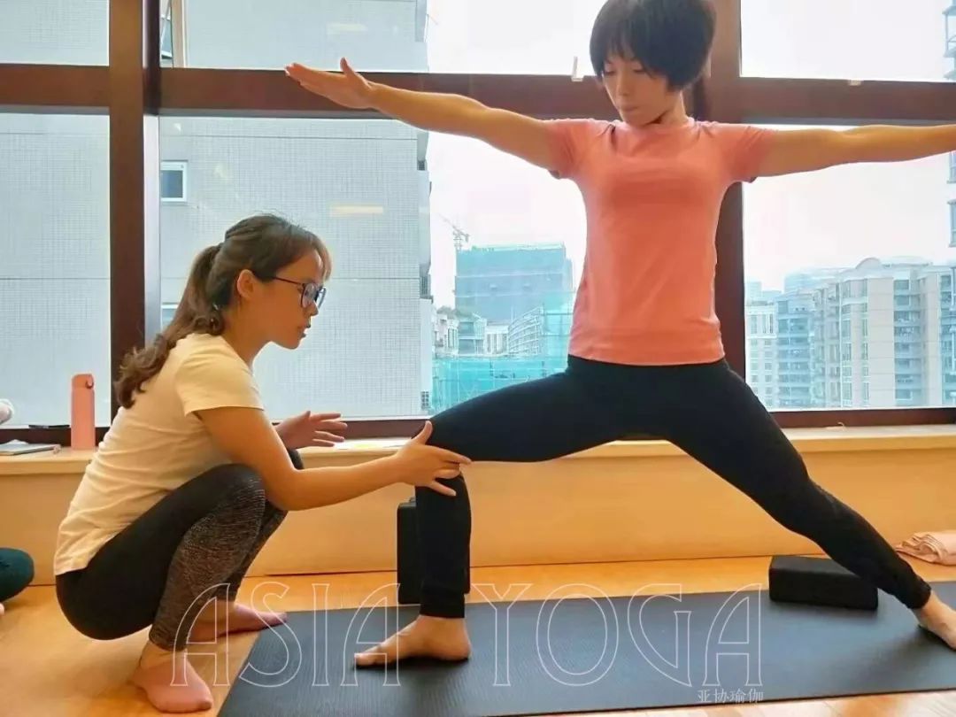 【瑜伽教練培訓晚班】12月20日亞協瑜伽教練初中高200小時培訓班于中港城開班！