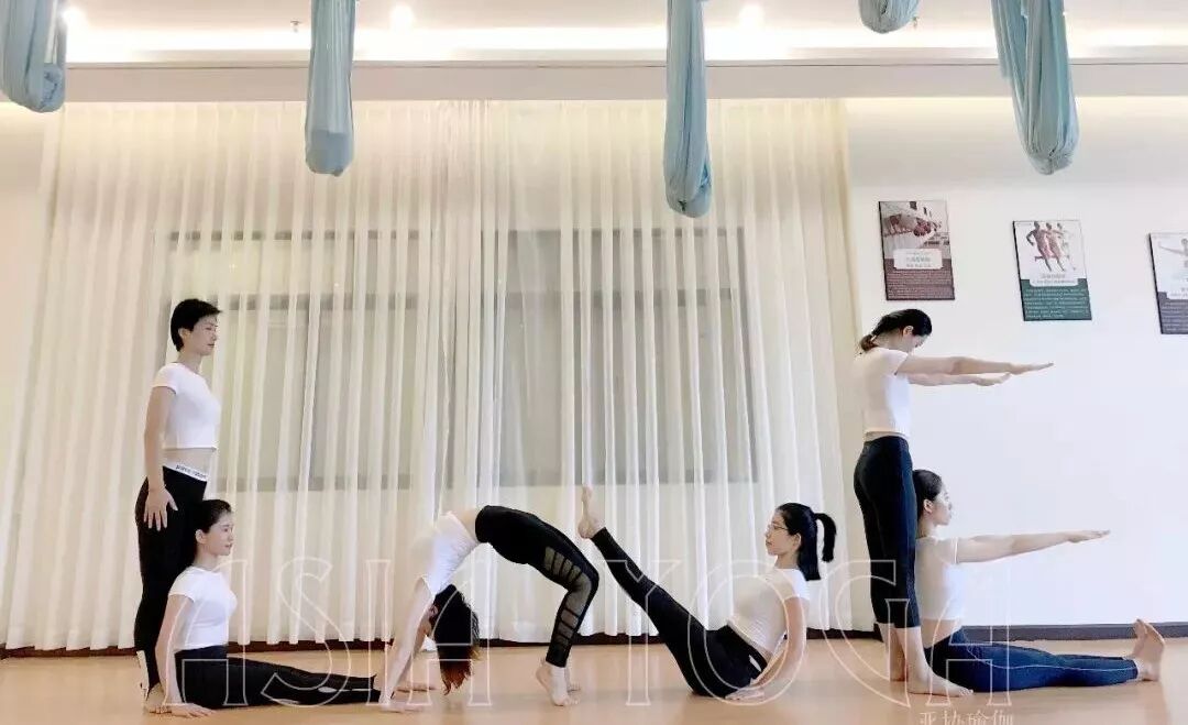 亚协体育第225届初中高300小时【哈他全日制】导师精进班，11月15日亚协瑜伽于中港城开班