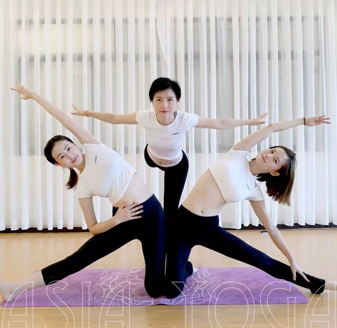 亚协体育第225届初中高300小时【哈他全日制】导师精进班，11月15日亚协瑜伽于中港城开班