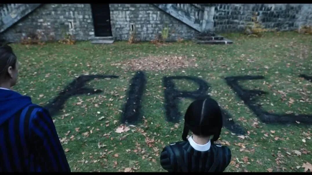 第06集⭐美剧《星期三》【全8集】奇幻