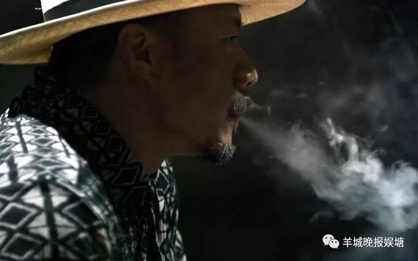 上个月底上映的