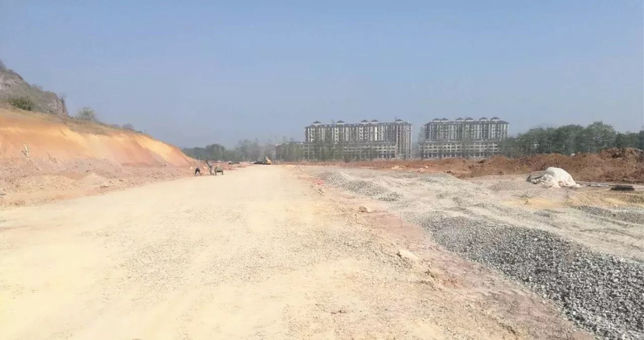 简介:项目位于下溪街道西侧,广丰区政府大楼西侧,下溪片区内的一条